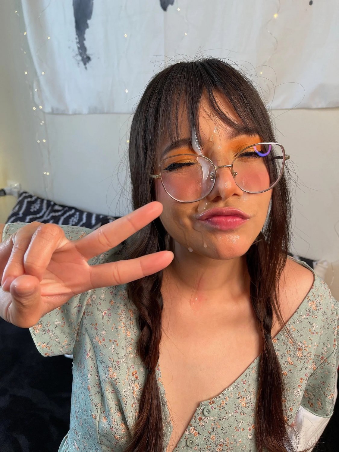 Asian petite teen addicted to facial cumshots #iXFyHunA