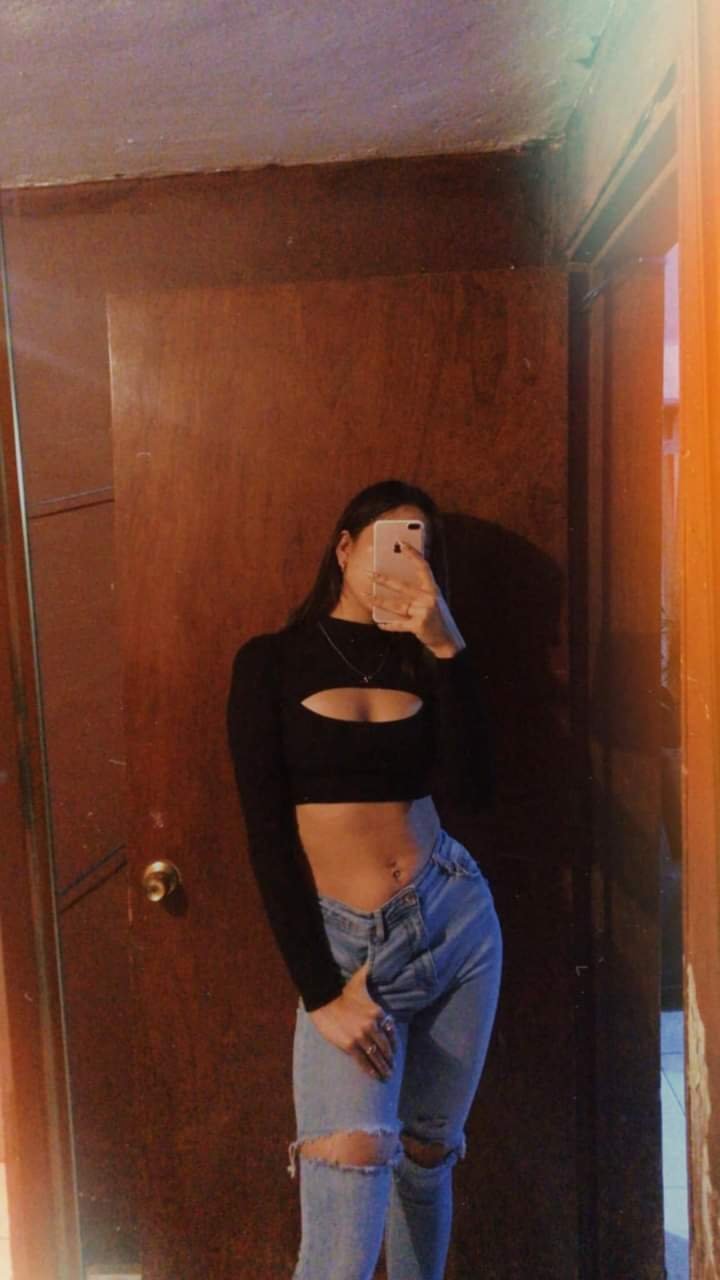 Thicc 19 Year old #pXVWF4Ig