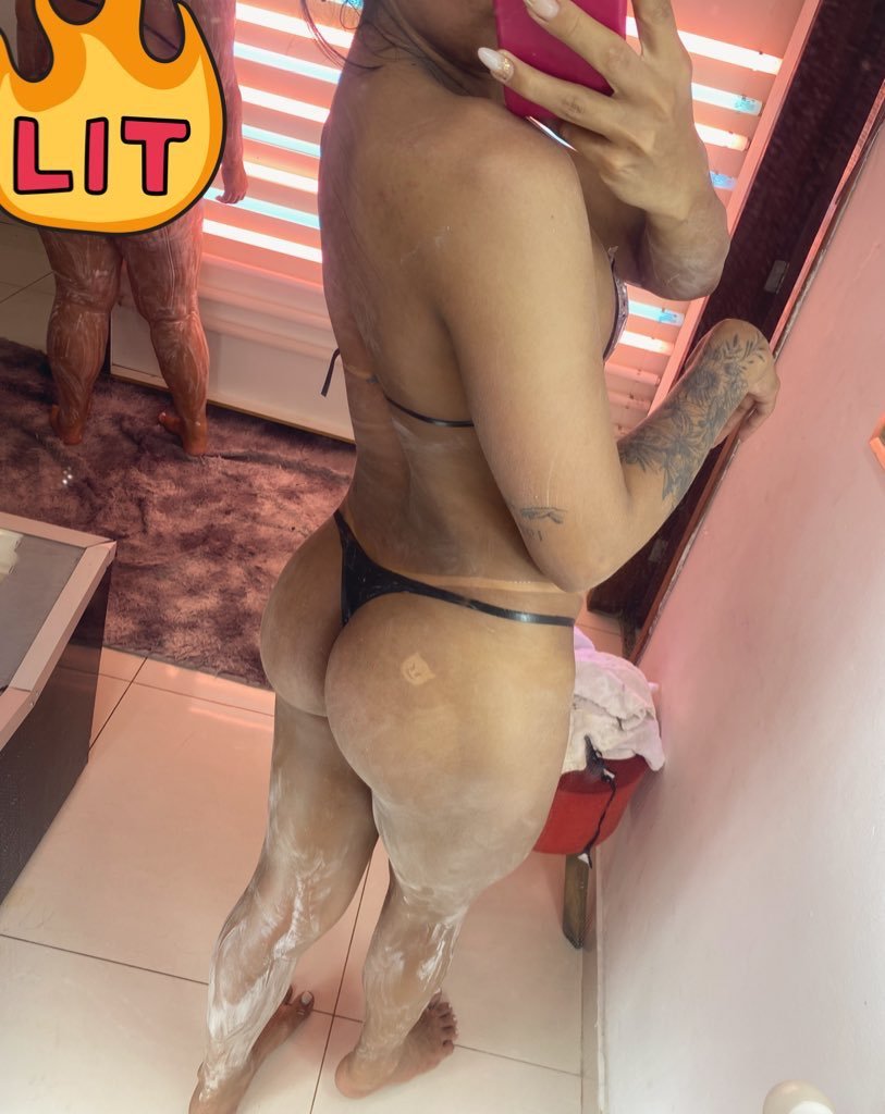 TS Camila Rodrigues - Vídeos e Fotos Pornô - EroMe