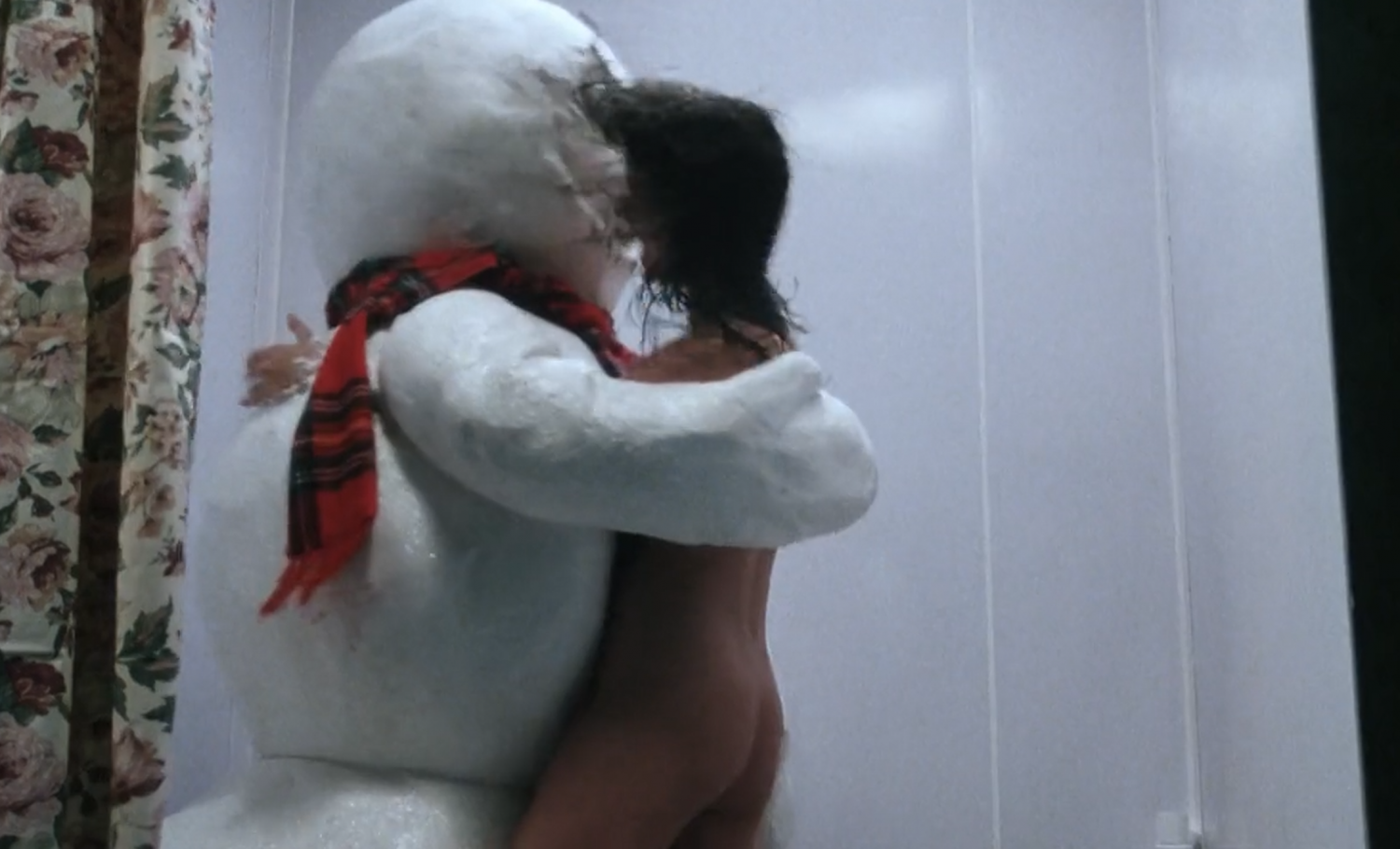 Shannon Elizabeth Jack Frost Scene #5EDMeskm