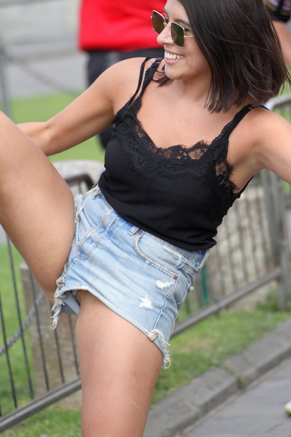 shorts show in famous place... #ECpYOlZF