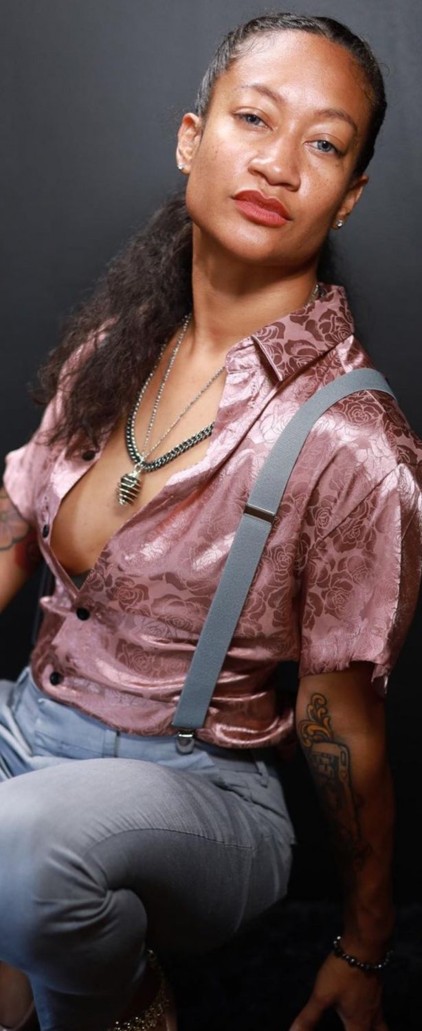 Kiana @wareisvi #a8dcyco0