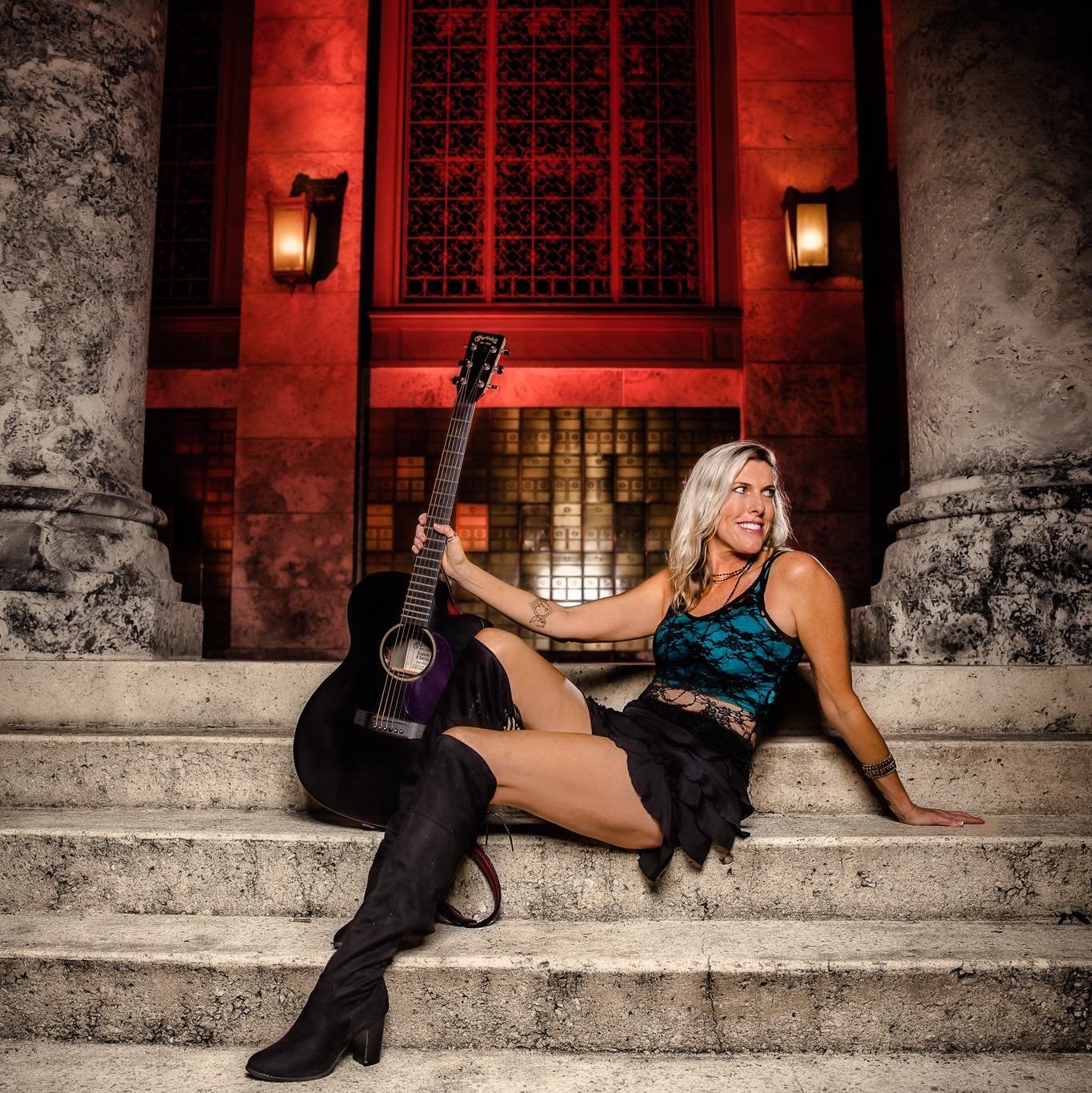 Musician Julie & wholesome Melissa stripped naked at a bar contest circa early 2000’s #Vqd1iDja