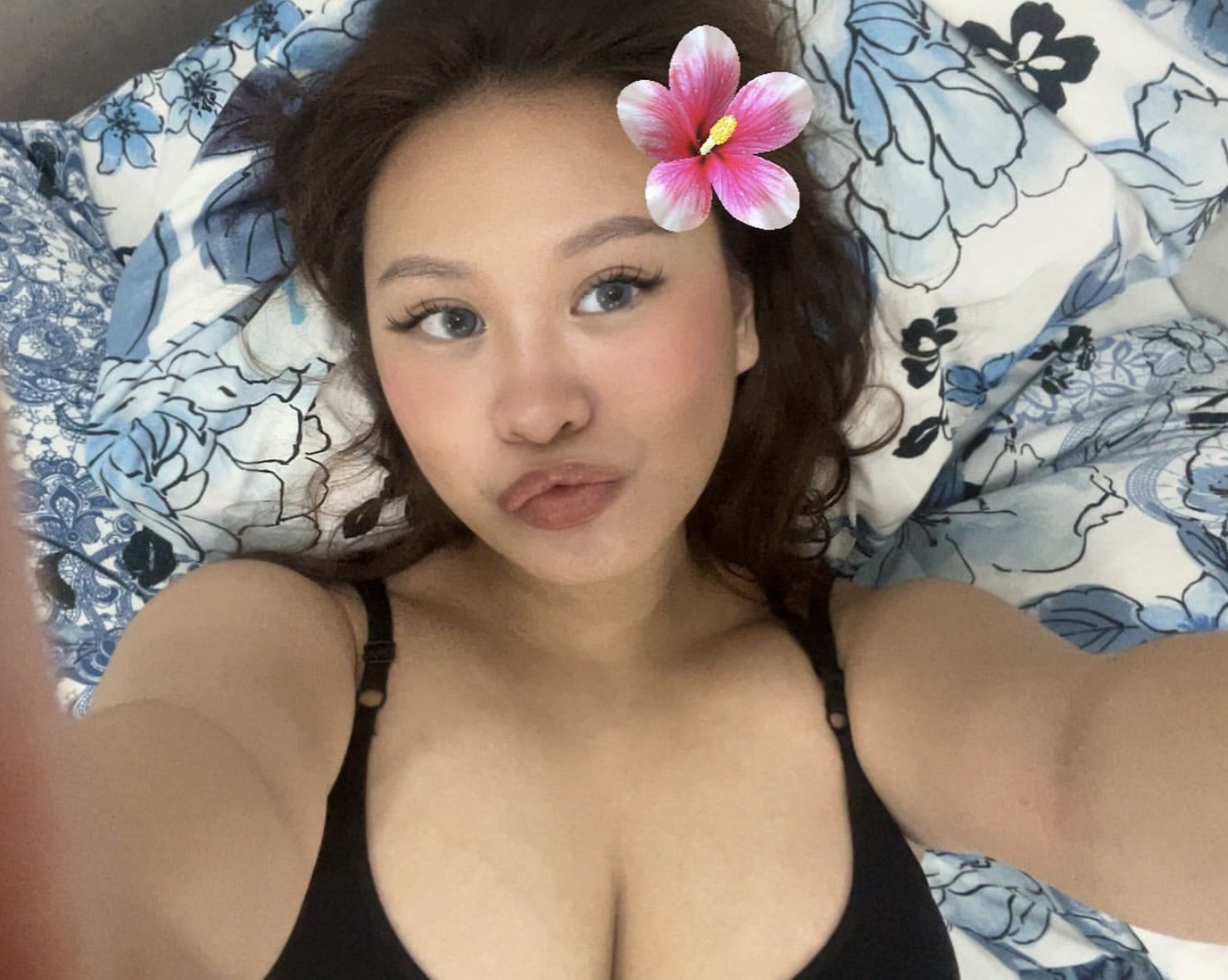 Busty Thick Malay Tit Cow 🐄 #wAis5y7y